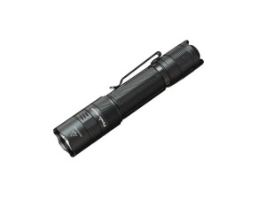 FENIX PD32R 1400流明 344米 高亮遠射戰術小直筒